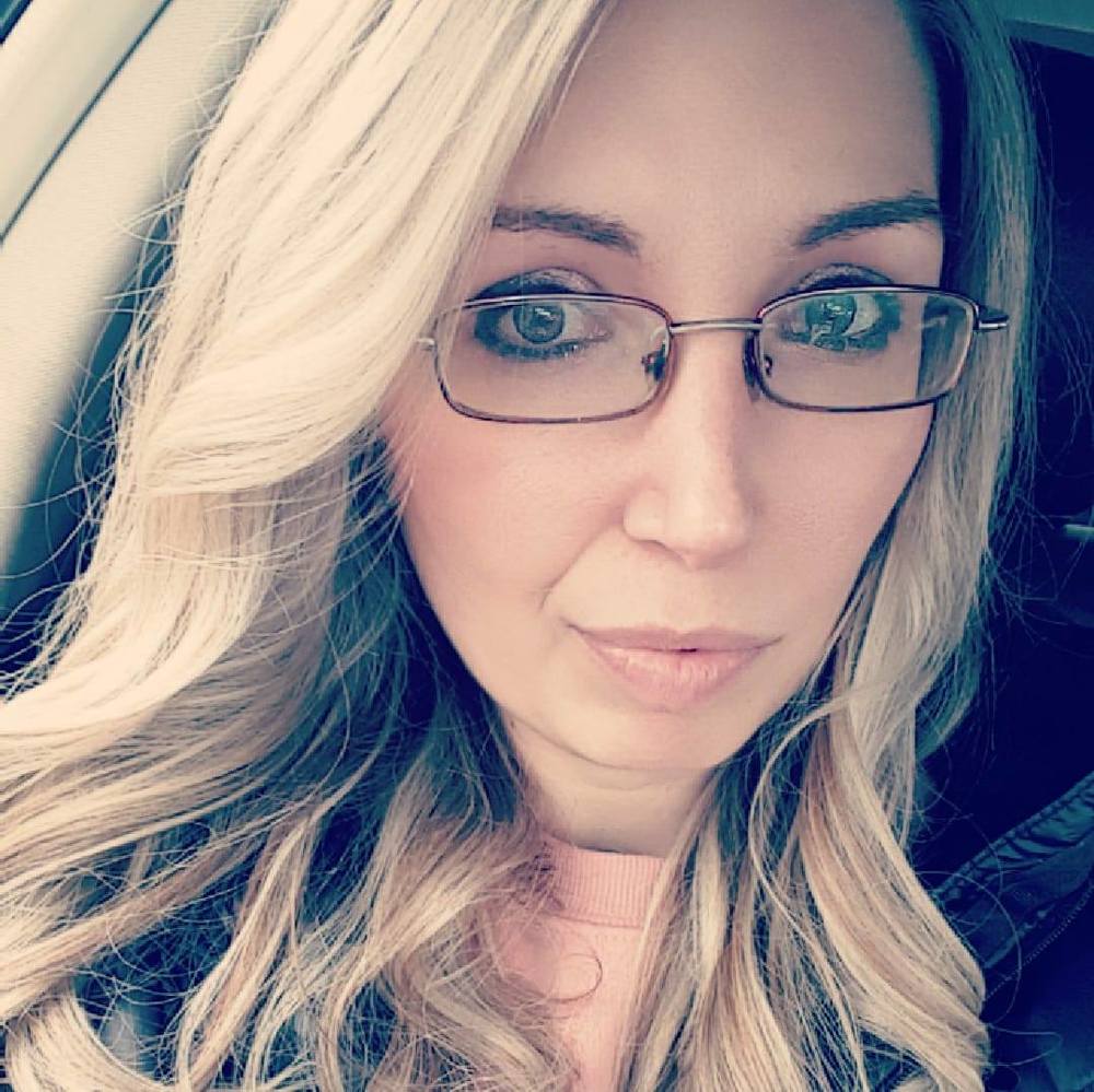 Meet your Posher, Theresa